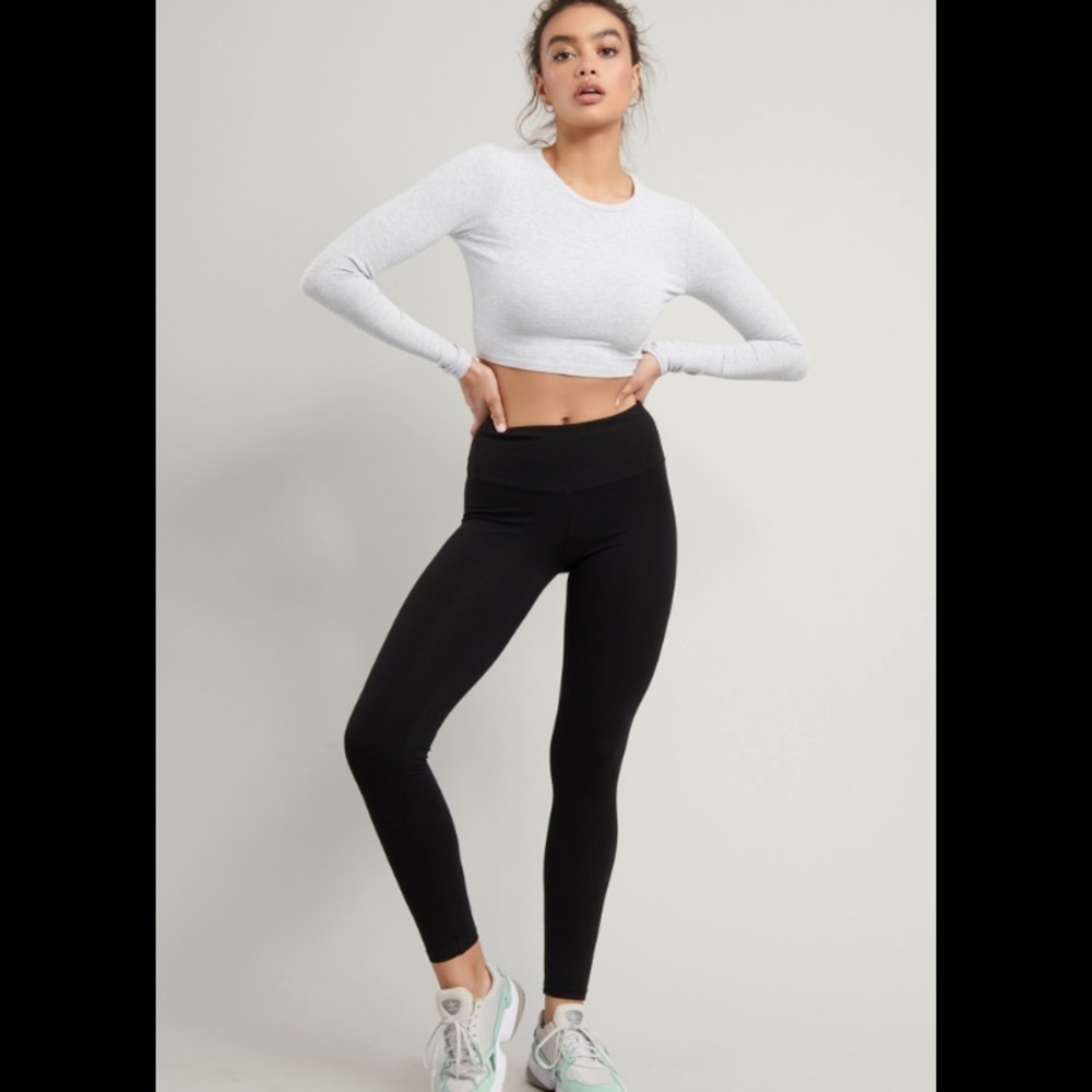**SOLD** NWT Garage High Rise Super Soft Leggings